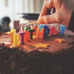 Er is er één jarig…